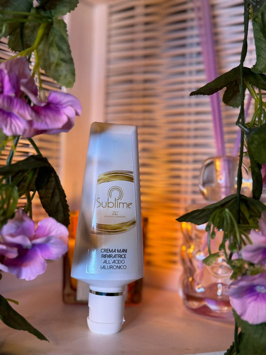 Crema mani riparatrice all'acido ialuronico