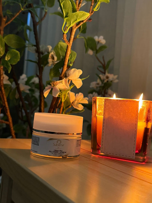 Crema viso per pelli grasse e acneiche all'acido mandelico e cogico